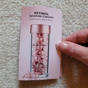 NEW Elizabeth Arden Retinol Ceramide Capsules